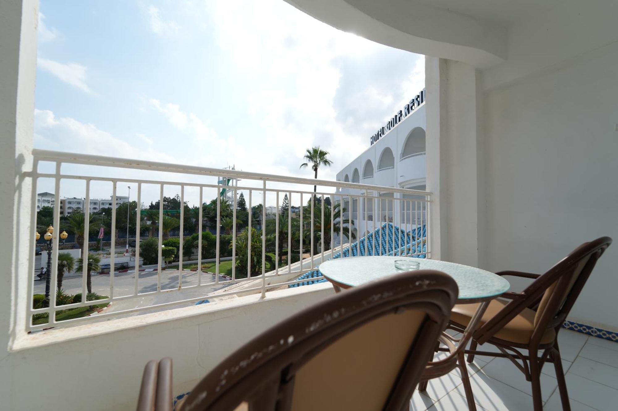 Golf Residence- Families And Couples Only 哈曼苏斯 外观 照片