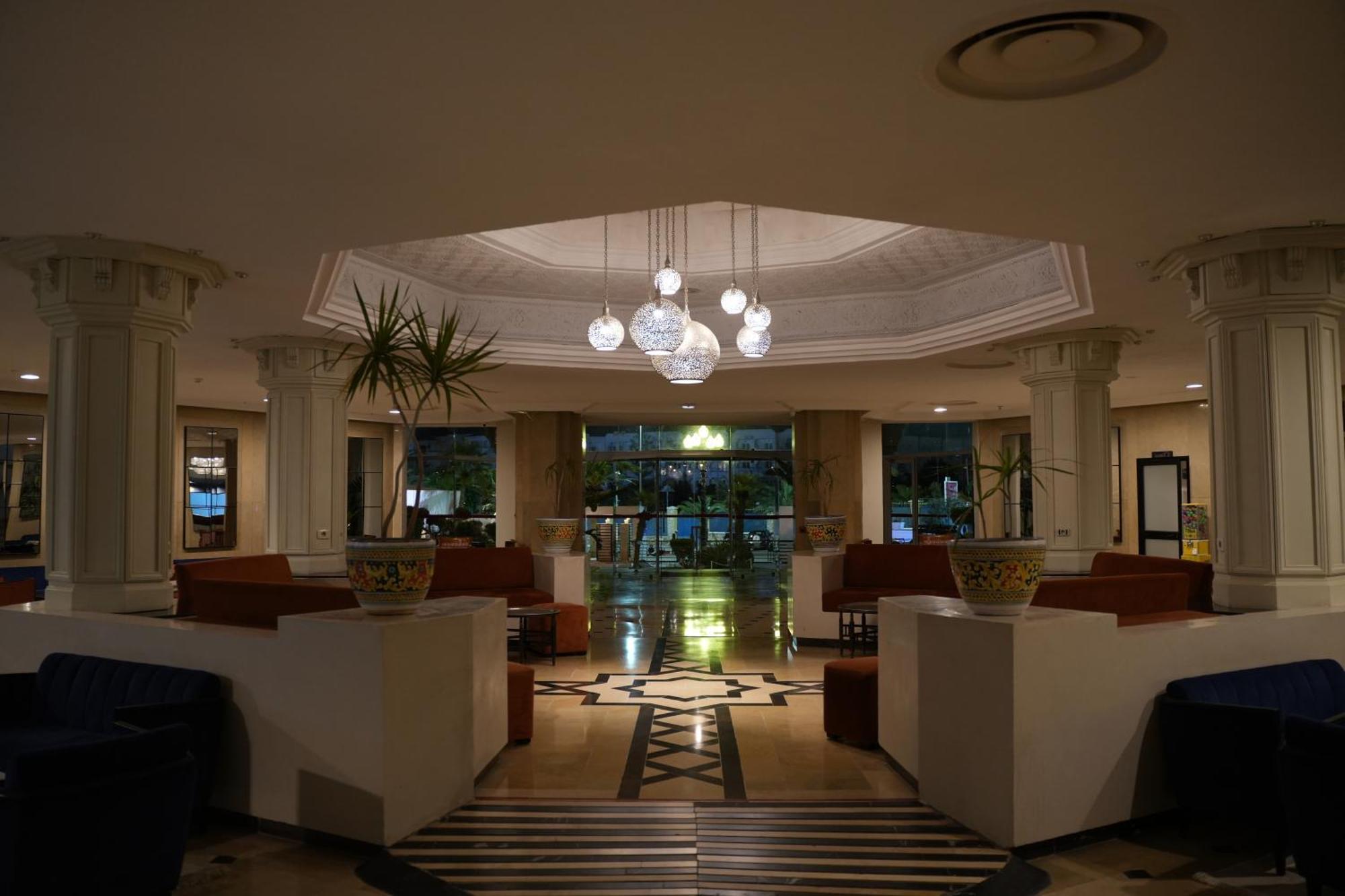 Golf Residence- Families And Couples Only 哈曼苏斯 外观 照片