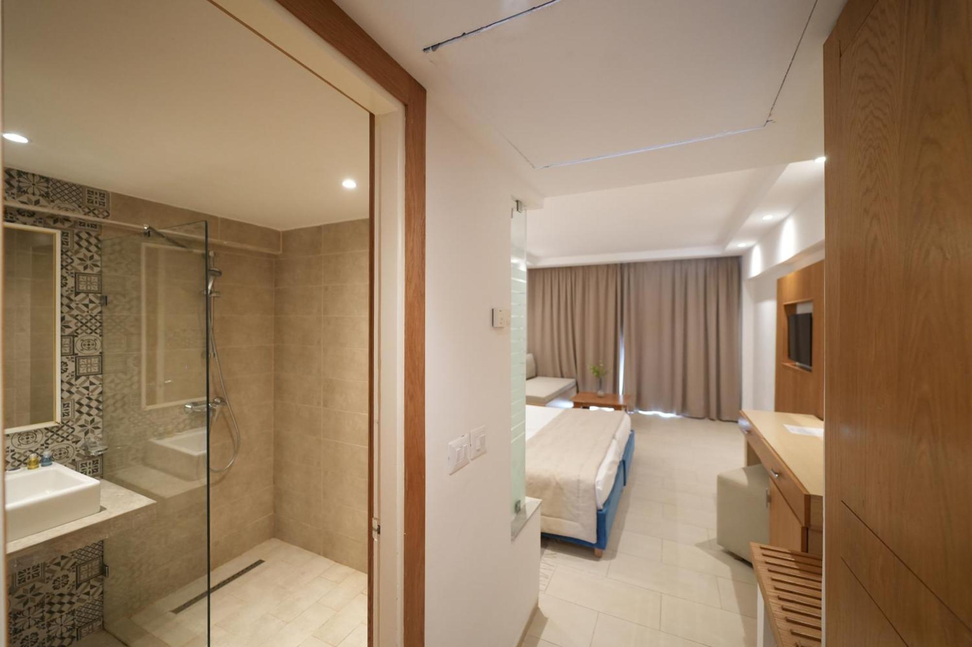 Golf Residence- Families And Couples Only 哈曼苏斯 外观 照片